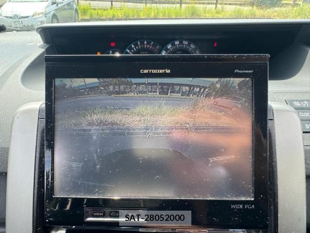 Toyota VOXY 2007-09 8369500-22
