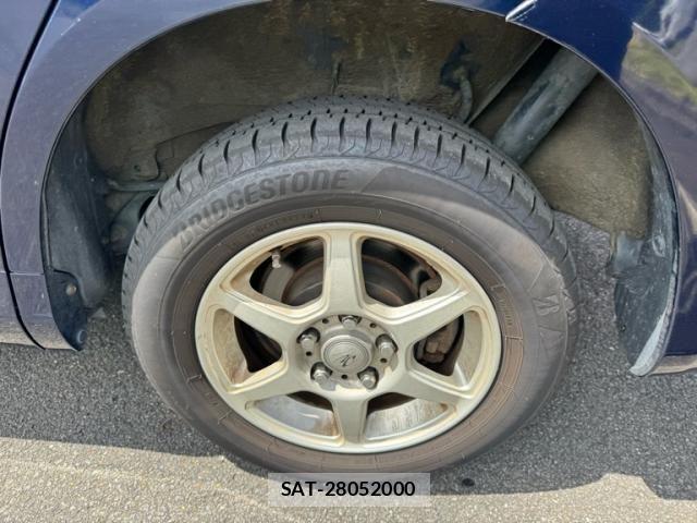 Toyota VOXY 2007-09 8369500-6