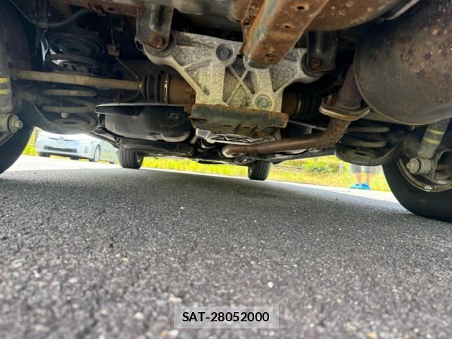 Toyota VOXY 2007-09 8369500-8