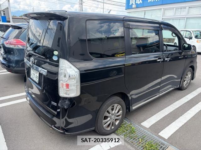 Toyota VOXY 2012-01 8372308-3