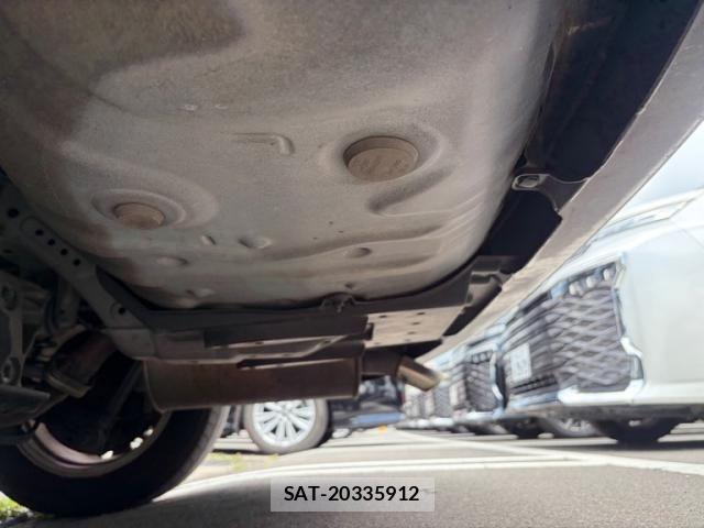 Toyota VOXY 2012-01 8372308-8