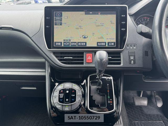 Toyota VOXY 2017-11 8415560-9