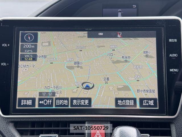 Toyota VOXY 2017-11 8415560-10