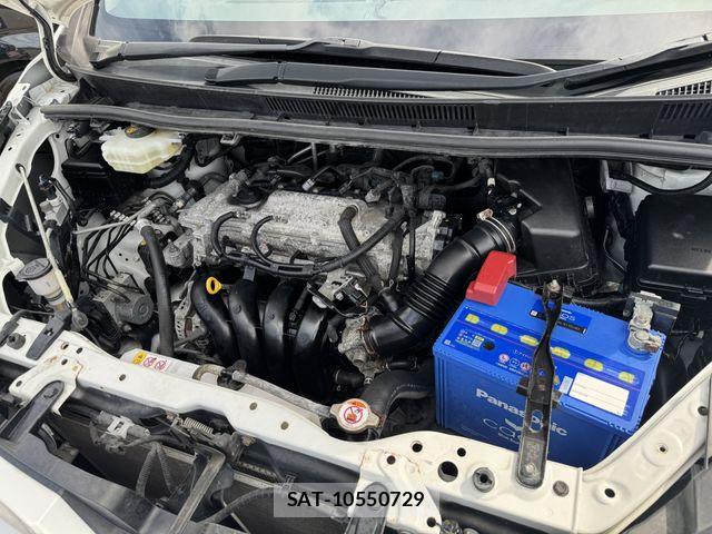 Toyota VOXY 2017-11 8415560-27