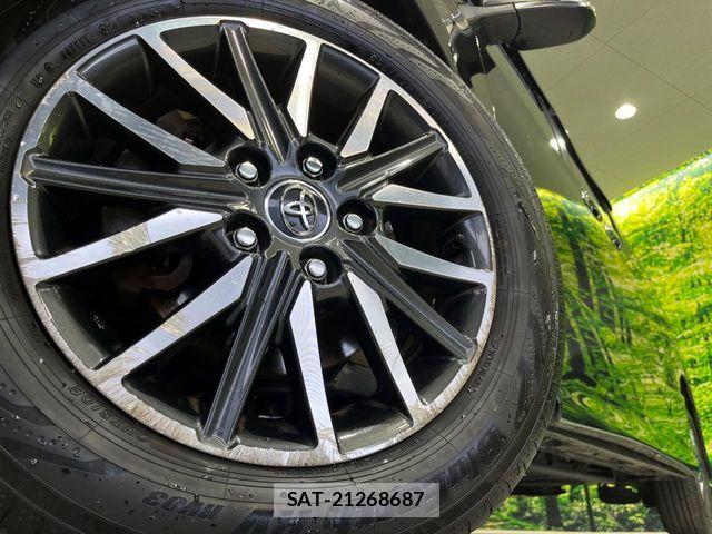 Toyota VOXY 2016-07 8415558-13