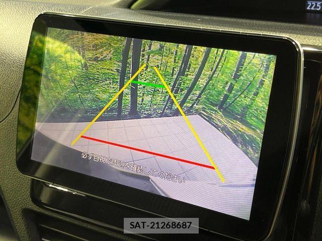 Toyota VOXY 2016-07 8415558-4