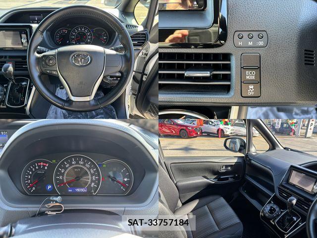 Toyota VOXY 2017-12 8415551-17