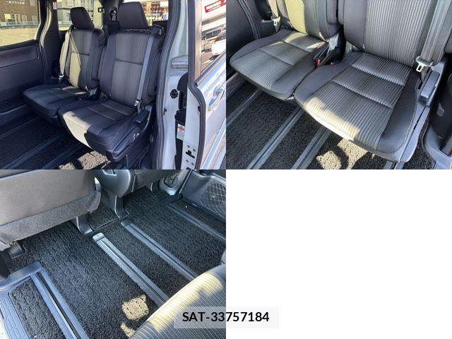 Toyota VOXY 2017-12 8415551-21