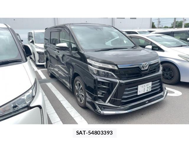 Toyota VOXY 2018-02 8415559-0