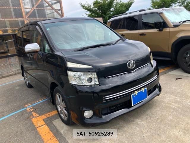 Toyota VOXY 2009-10 8438998-1