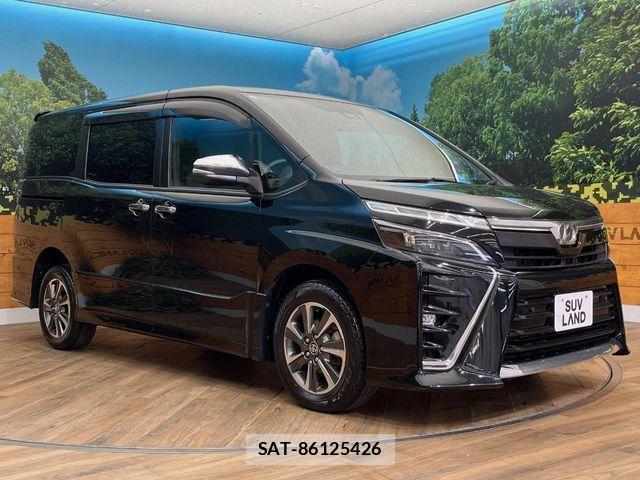 Toyota VOXY 2019-04 8458663-17