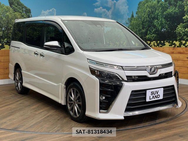 Toyota VOXY 2018-09 8458665-17