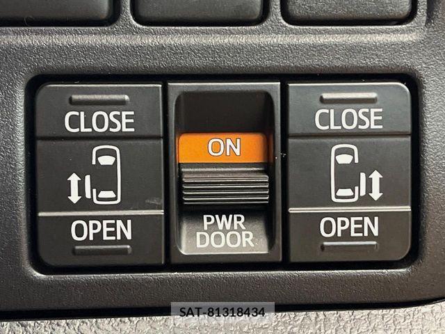 Toyota VOXY 2018-09 8458665-5
