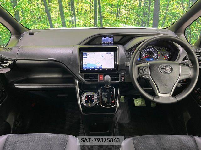 Toyota VOXY 2021-04 8458664-1