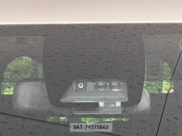 Toyota VOXY 2021-04 8458664-2