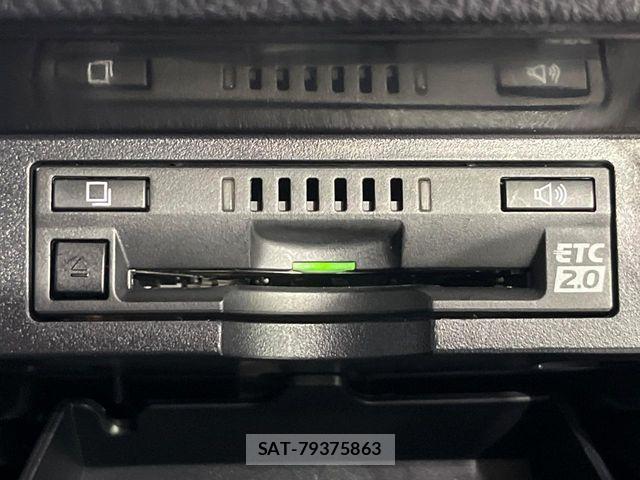 Toyota VOXY 2021-04 8458664-6