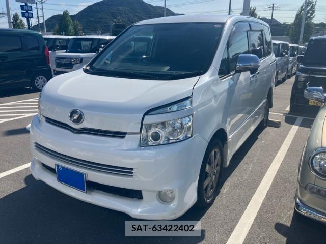 Toyota VOXY 2008-10 8458667-1