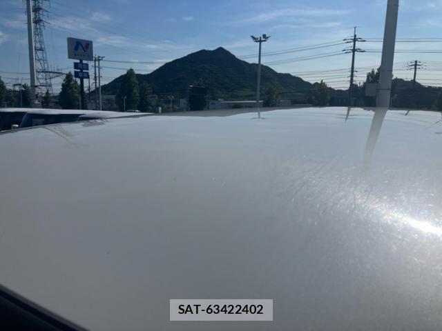 Toyota VOXY 2008-10 8458667-3