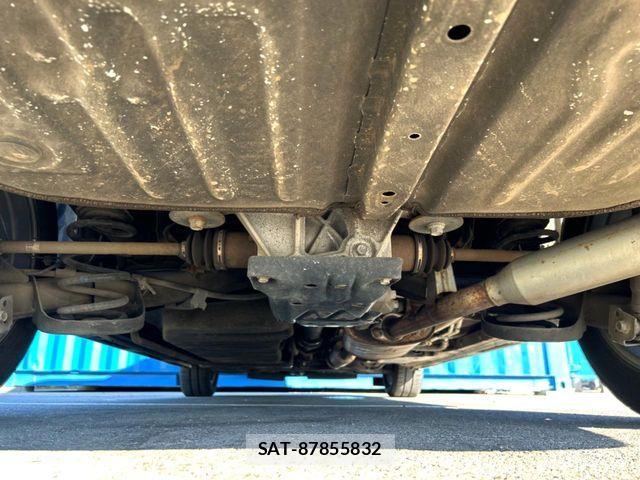 Toyota VOXY 2019-02 8486204-18