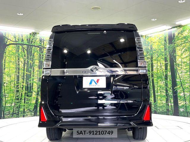 Toyota VOXY 2018-09 8527897-16