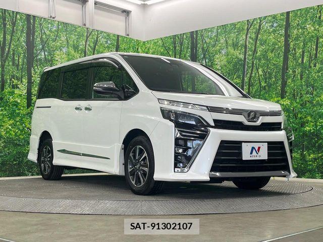 Toyota VOXY 2017-12 8527898-15