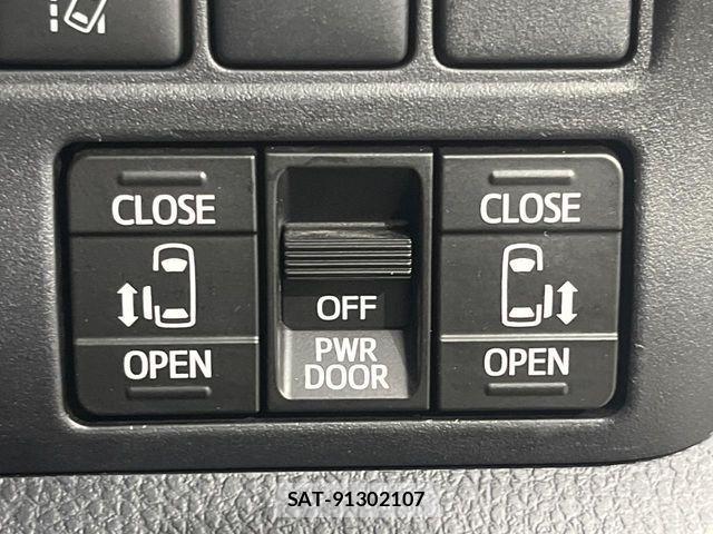 Toyota VOXY 2017-12 8527898-3