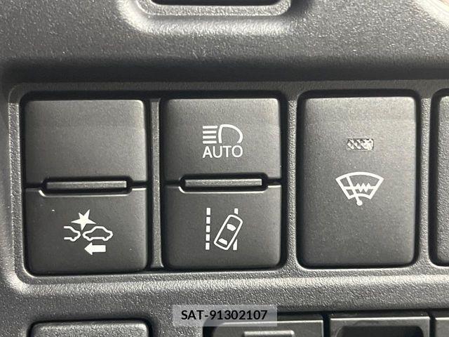 Toyota VOXY 2017-12 8527898-5