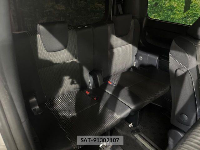 Toyota VOXY 2017-12 8527898-8