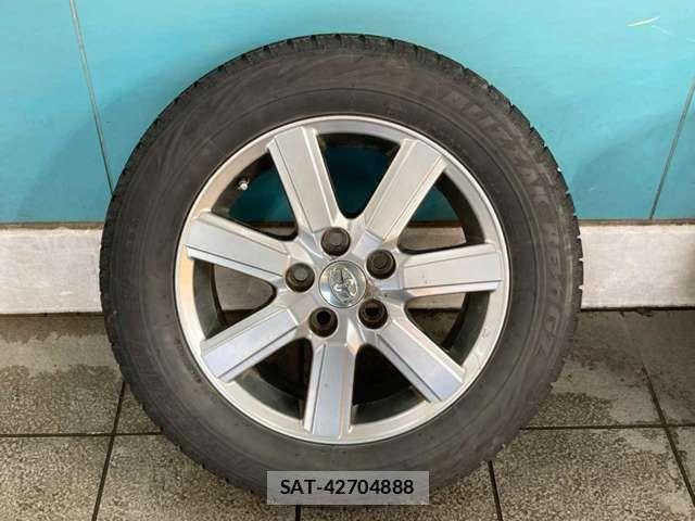 Toyota VOXY 2017-02 8527903-3