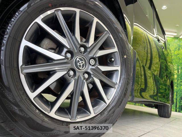 Toyota VOXY 2016-11 8527901-13