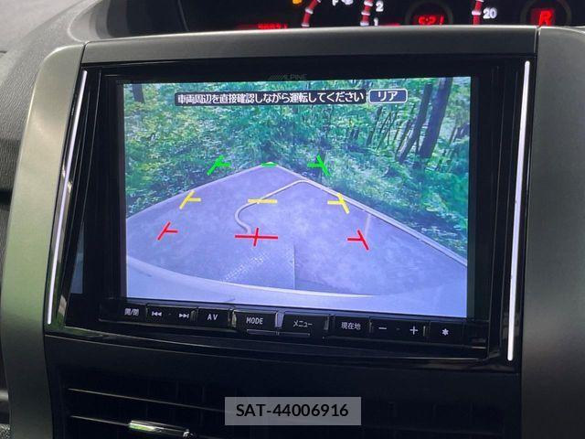 Toyota VOXY 2013-07 8527907-4