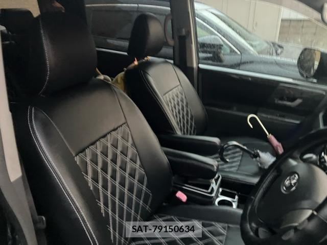 Toyota VOXY 2007-09 8563876-13