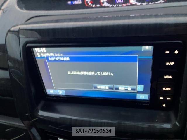 Toyota VOXY 2007-09 8563876-26