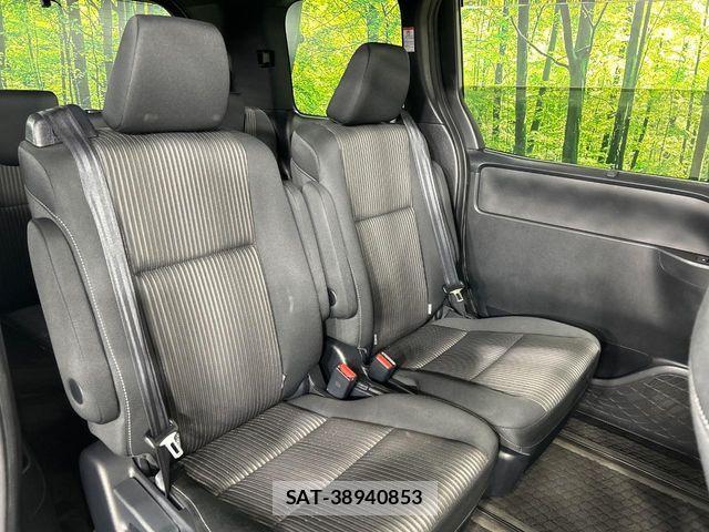 Toyota VOXY 2017-08 8563873-10