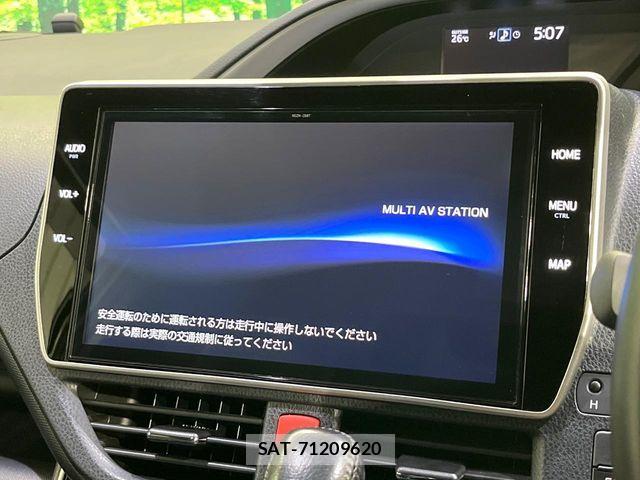 Toyota VOXY 2021-08 8629452-5