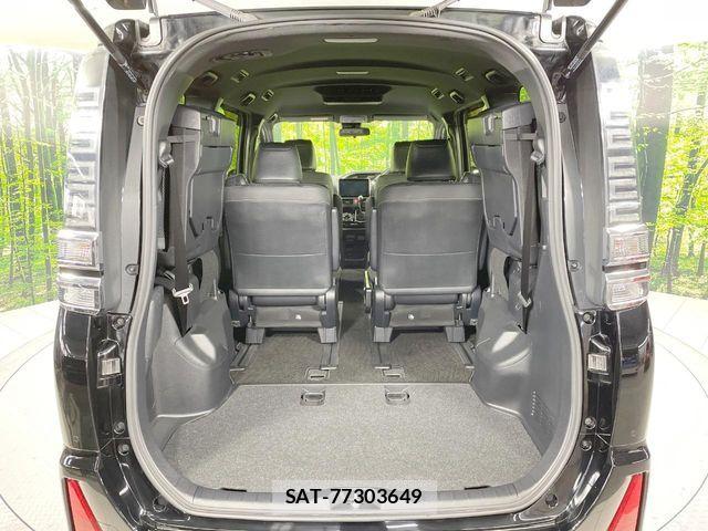 Toyota VOXY 2021-07 8629446-11