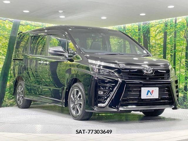 Toyota VOXY 2021-07 8629446-17