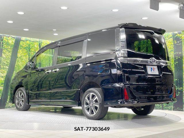 Toyota VOXY 2021-07 8629446-18