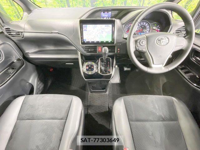 Toyota VOXY 2021-07 8629446-1