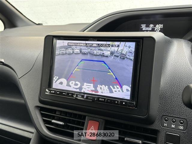 Toyota VOXY 2015-05 8662085-9