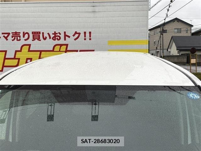 Toyota VOXY 2015-05 8662085-29
