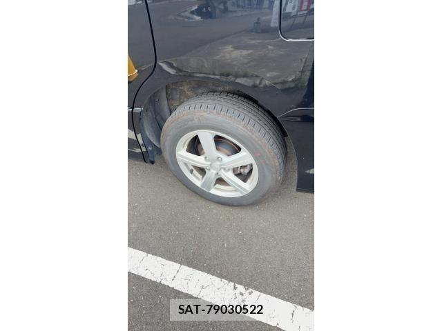 Toyota VOXY 2014-10 8662084-2