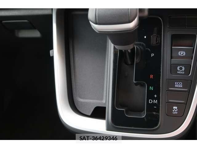 Toyota VOXY 2023-09 8667062-12