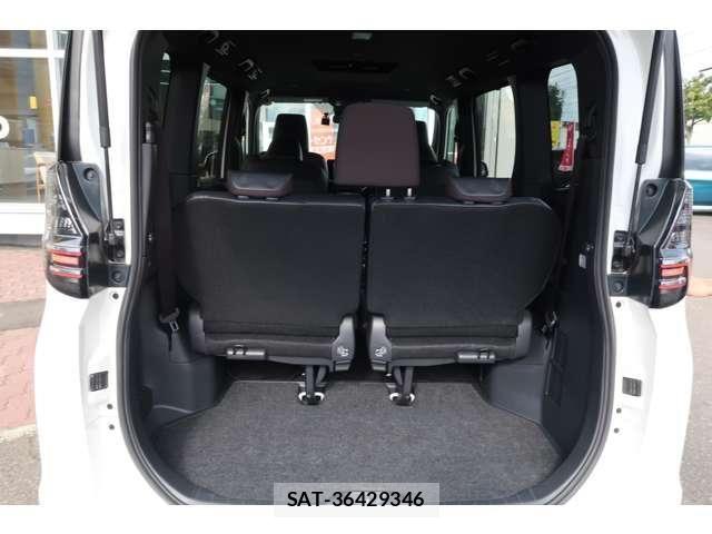 Toyota VOXY 2023-09 8667062-19