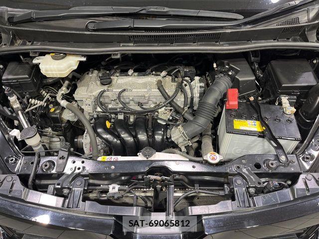 Toyota VOXY 2021-04 8746461-19