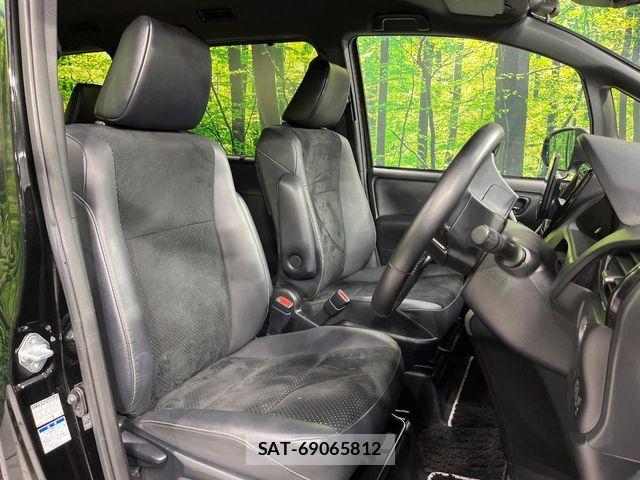 Toyota VOXY 2021-04 8746461-8