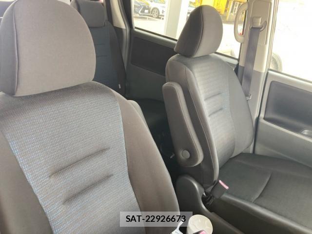 Toyota VOXY 2008-08 8746464-13