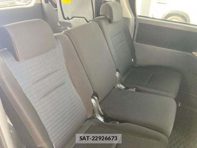 Toyota VOXY 2008-08 8746464-14