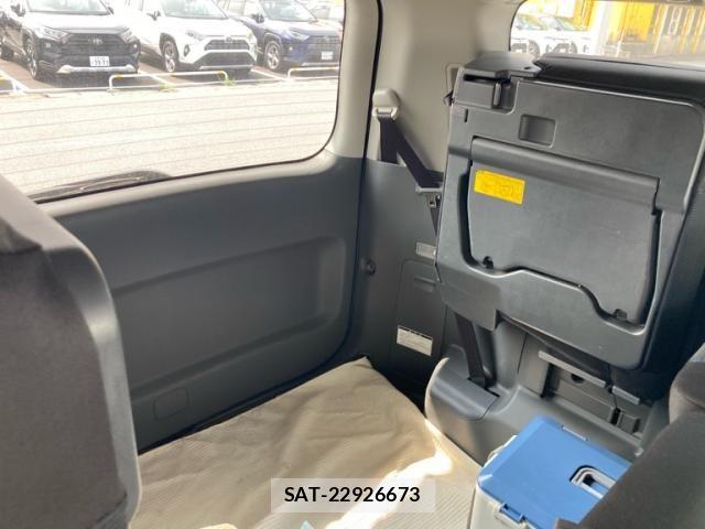 Toyota VOXY 2008-08 8746464-15