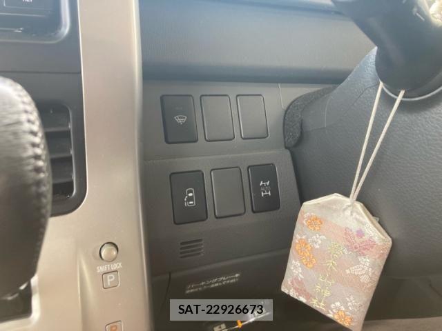 Toyota VOXY 2008-08 8746464-19